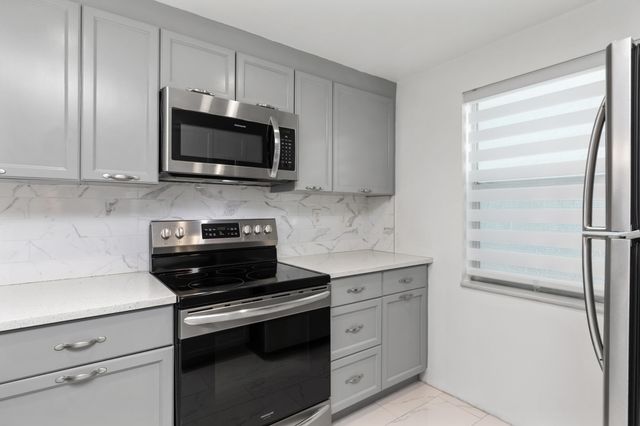 9780 Marina Boulevard 421, Boca Raton, FL 33428