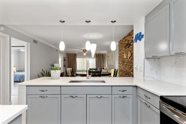 9780 Marina Boulevard 421, Boca Raton, FL 33428
