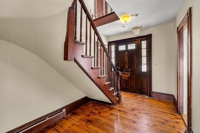 9 Darling Street, Marblehead, MA 01945