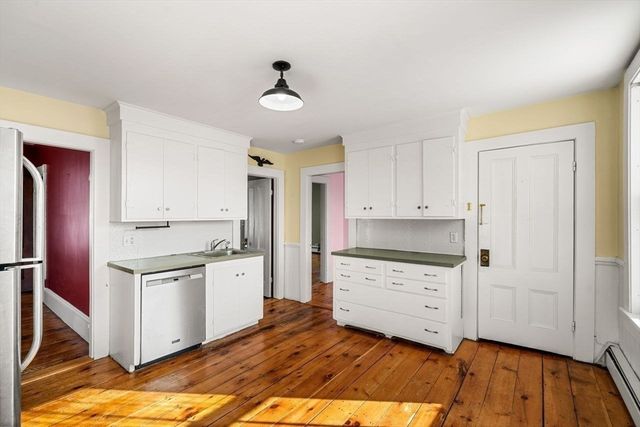 9 Darling Street, Marblehead, MA 01945