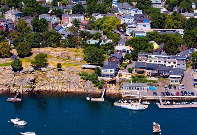 9 Darling Street, Marblehead, MA 01945