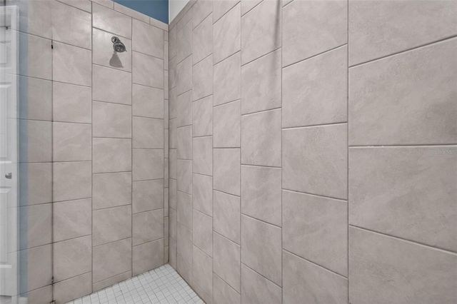 30658 EAST BLUEBELL AVE, Eustis, FL 32736