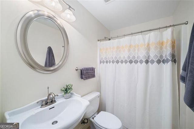 710 Lake Medlock Drive, Johns Creek, GA 30022
