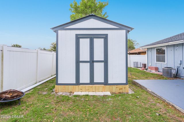 2927 Foxcroft Lane, South Daytona, FL 32119