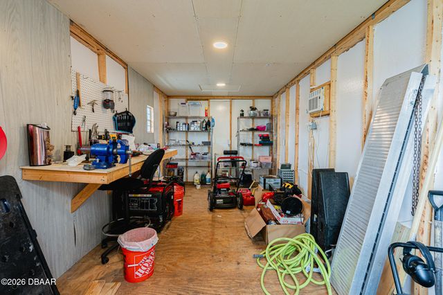 2927 Foxcroft Lane, South Daytona, FL 32119