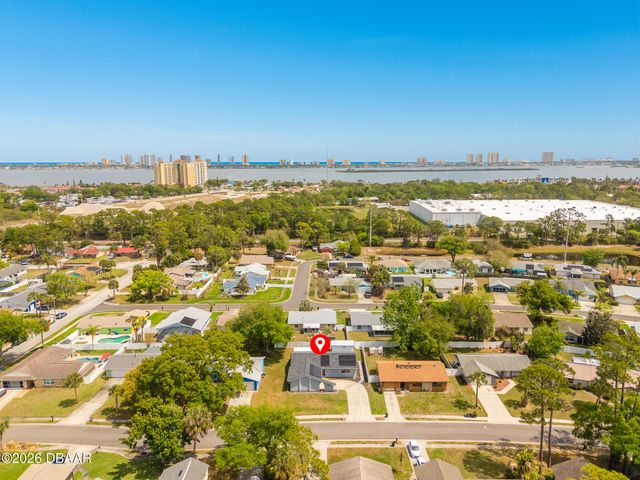 2927 Foxcroft Lane, South Daytona, FL 32119