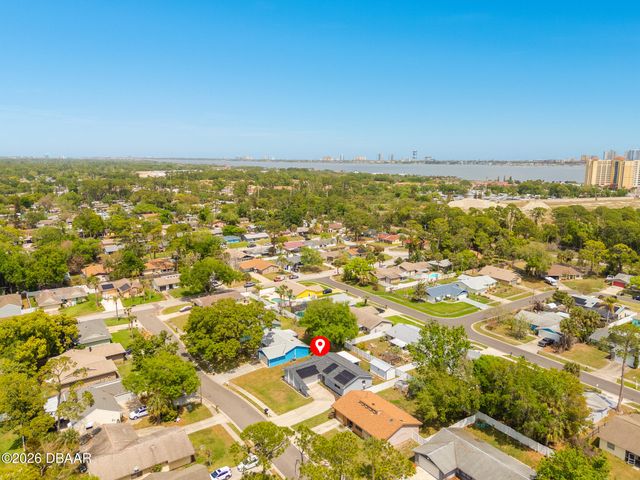 2927 Foxcroft Lane, South Daytona, FL 32119