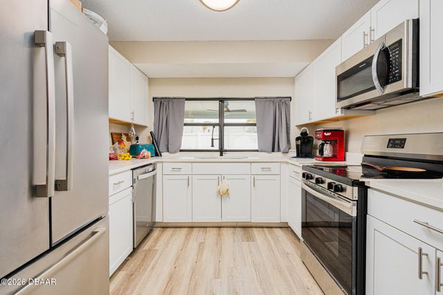 2927 Foxcroft Lane, South Daytona, FL 32119