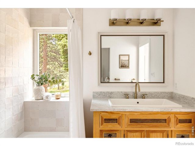 1040 Brook Road, Boulder, CO 80302