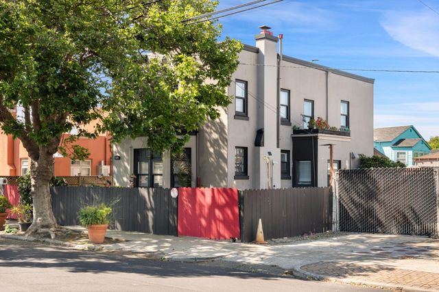 1109 Roosevelt Avenue, Richmond, CA 94801