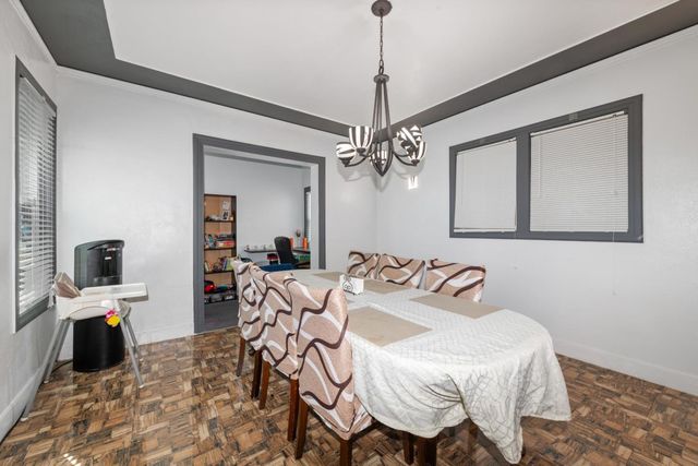 1109 Roosevelt Avenue, Richmond, CA 94801