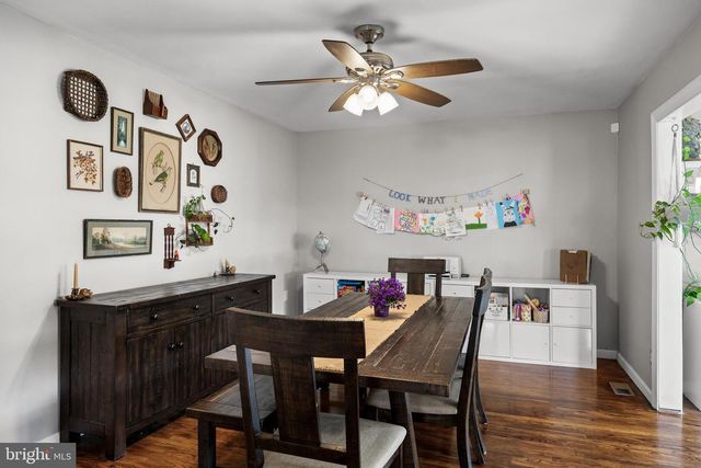 17 BETTLEWOOD RD, Marlton, NJ 08053