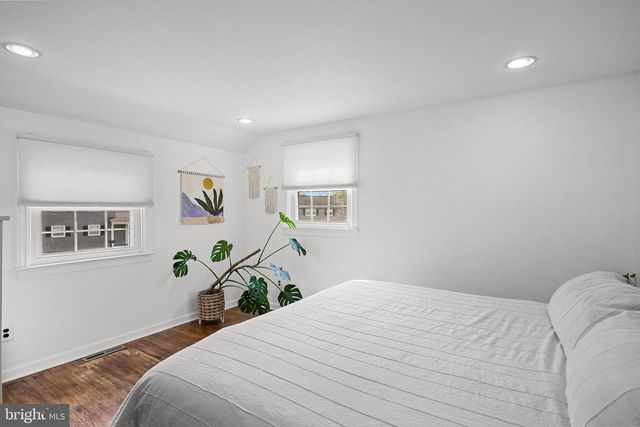 17 BETTLEWOOD RD, Marlton, NJ 08053