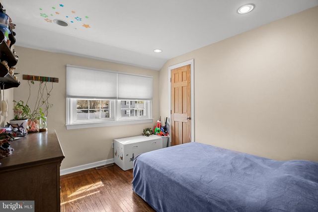 17 BETTLEWOOD RD, Marlton, NJ 08053