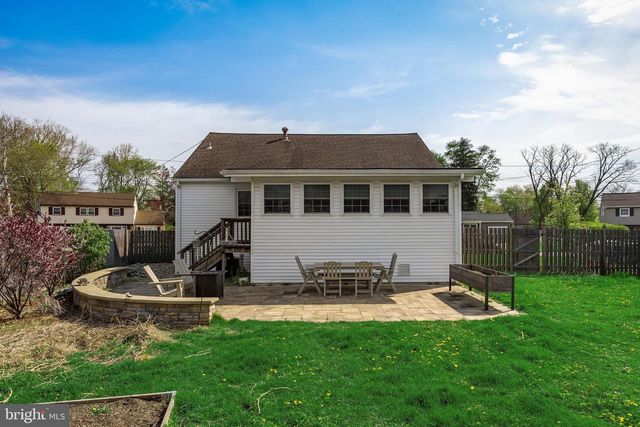 17 BETTLEWOOD RD, Marlton, NJ 08053