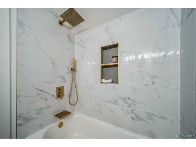 3830 S Genoa Cir C, Aurora, CO 80013