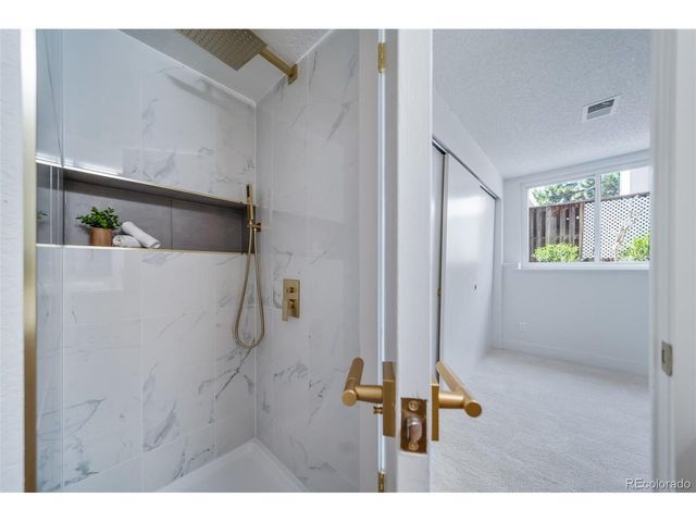 3830 S Genoa Cir C, Aurora, CO 80013