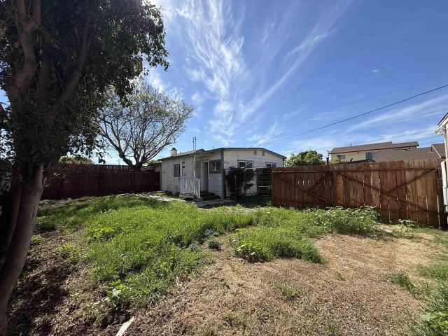 1729-33 Dahlia, San Diego, CA 92154