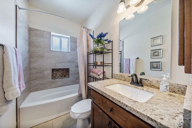 201 N Frank Sandoval Ct, San Luis, AZ 85336