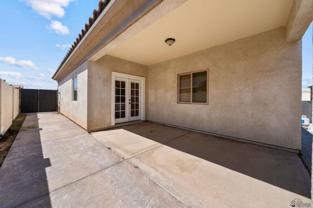 201 N Frank Sandoval Ct, San Luis, AZ 85336