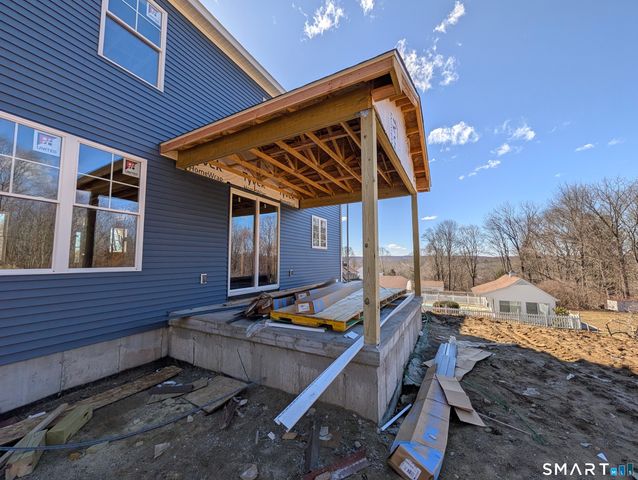 42 Ox Hill Road, Norwich, CT 06360