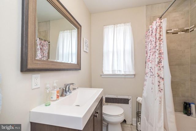 5733 DREXEL RD, Philadelphia, PA 19131