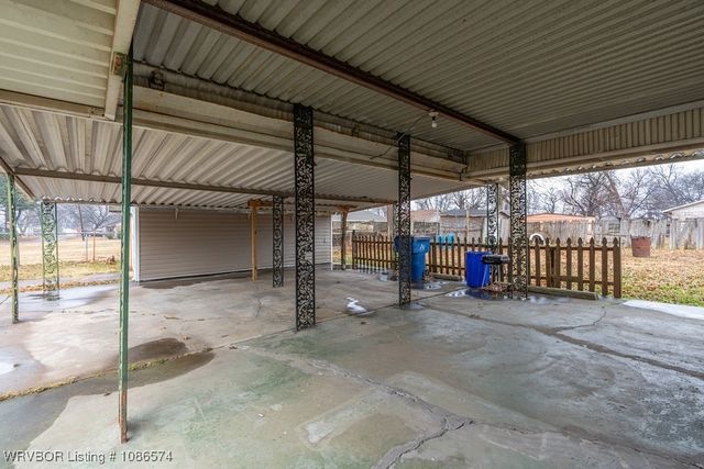 2301 N 31st Street, Fort Smith, AR 72904