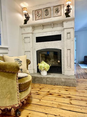 5012 Albany Post, Staatsburg, NY 12580