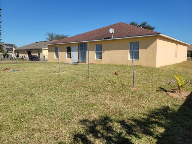 4232 SW Winslow Street, Port St Lucie, FL 34953