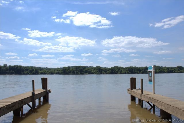3028 Belknap Beach, Prospect, KY 40059
