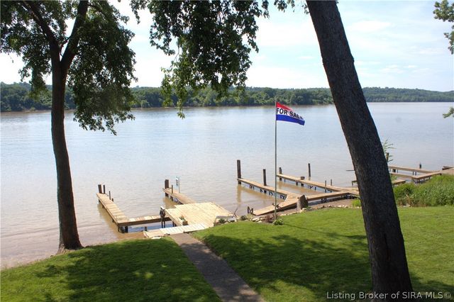 3028 Belknap Beach, Prospect, KY 40059