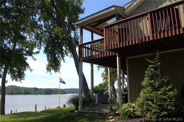 3028 Belknap Beach, Prospect, KY 40059