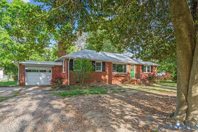 8211 Colebrook Rd, Richmond, VA 23227