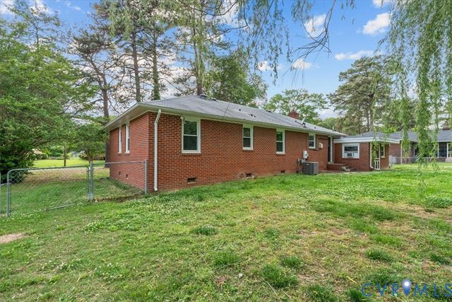 8211 Colebrook Rd, Richmond, VA 23227