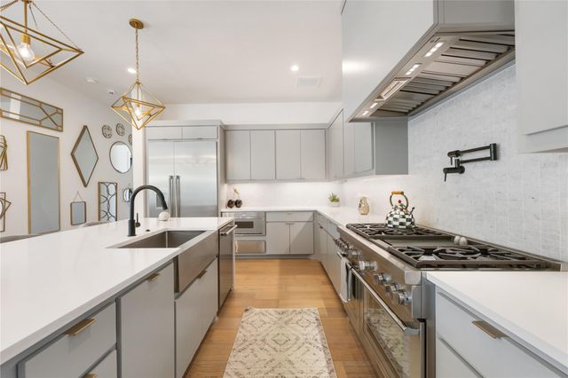 5004 Highland CT, Austin, TX 78731
