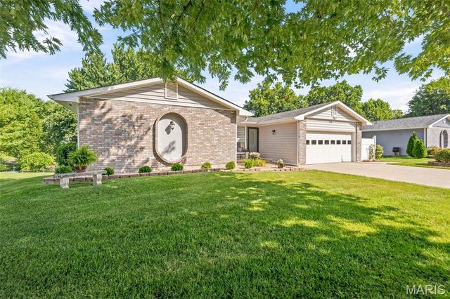 75 Park Charles Boulevard, St Peters, MO 63376