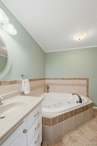 75 Park Charles Boulevard, St Peters, MO 63376