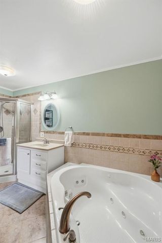 75 Park Charles Boulevard, St Peters, MO 63376