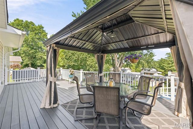 75 Park Charles Boulevard, St Peters, MO 63376