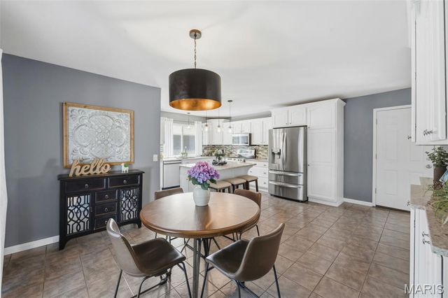 75 Park Charles Boulevard, St Peters, MO 63376