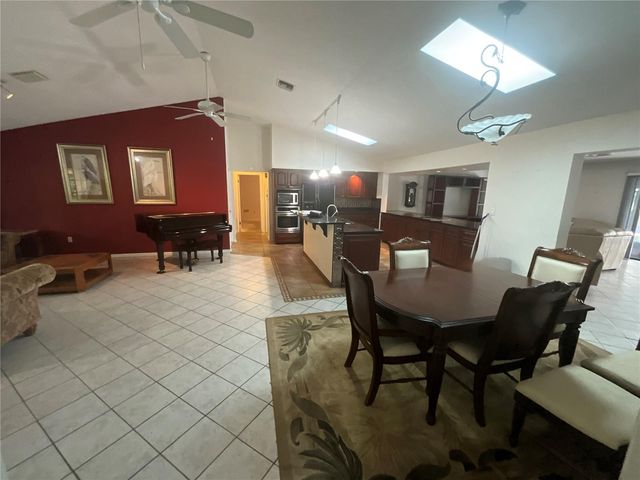 2430 W COUNTY ROAD 44, Eustis, FL 32726