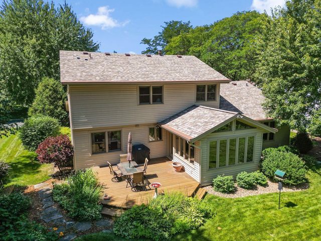 9903 Balmoral Lane, Eden Prairie, MN 55347