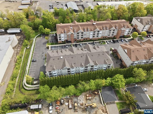 3120 Cory Lane 3120, Elmwood Park, NJ 07407