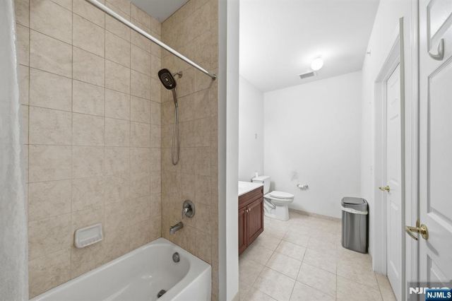 3120 Cory Lane 3120, Elmwood Park, NJ 07407