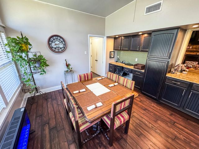 700 Albemarle, Marshall, TX 75672