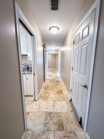 700 Albemarle, Marshall, TX 75672