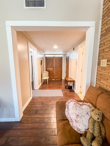 700 Albemarle, Marshall, TX 75672