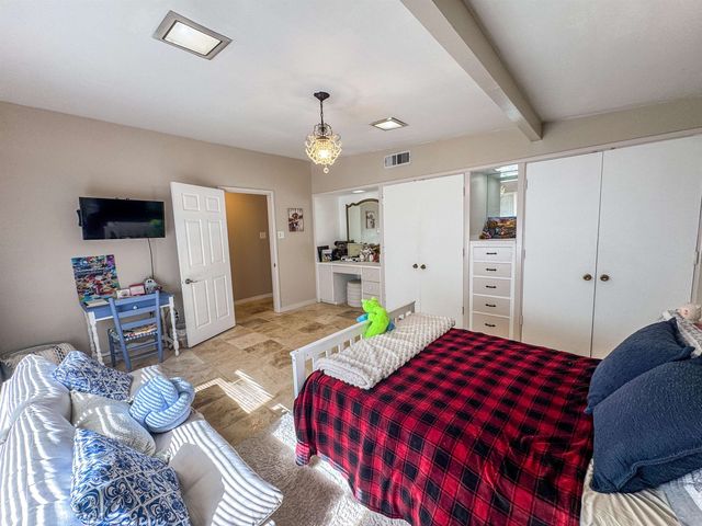 700 Albemarle, Marshall, TX 75672