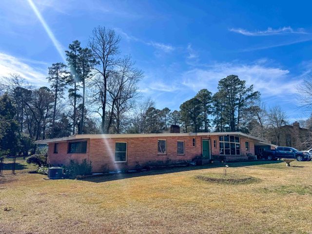 700 Albemarle, Marshall, TX 75672