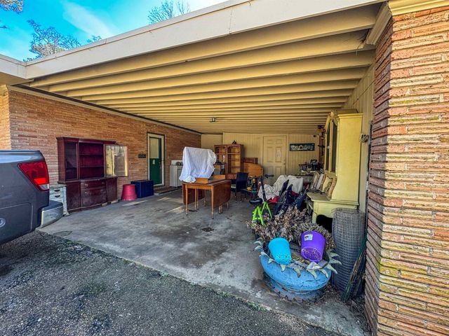 700 Albemarle, Marshall, TX 75672